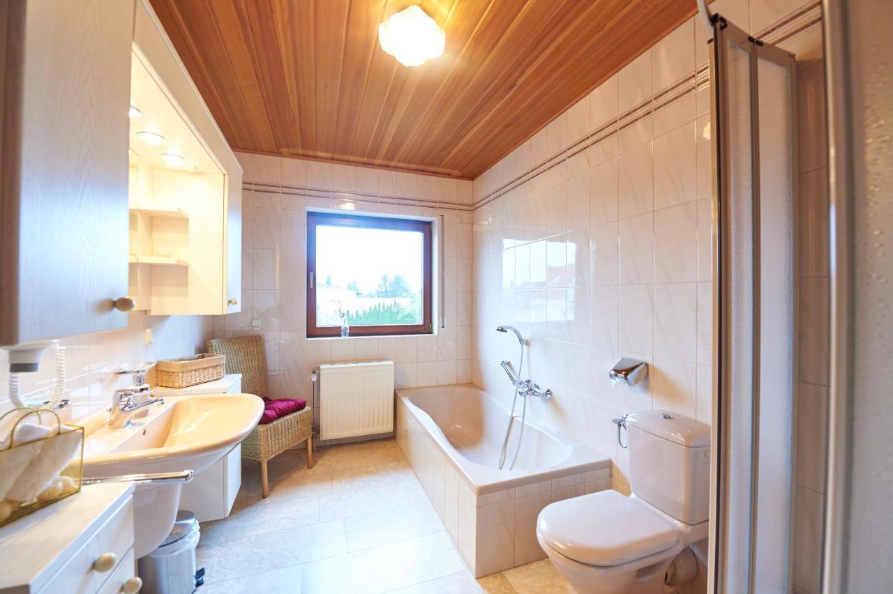 Gaestehaus Achenbach Wonsheim ภายนอก รูปภาพ